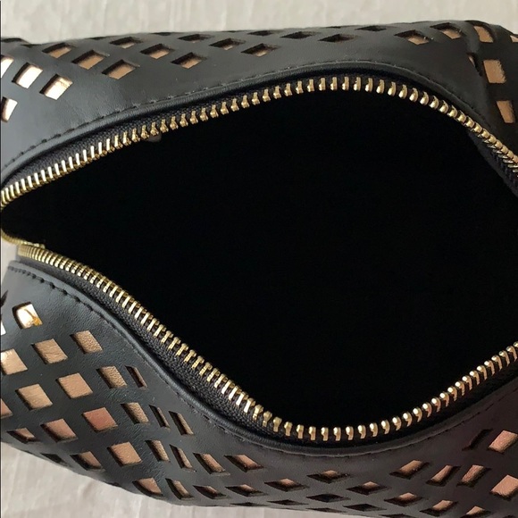 Makeup bag - Picture 3 of 6